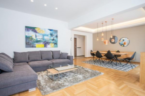 Exquisite HiEnd 3bdr 4th flr Top Kolonaki spot